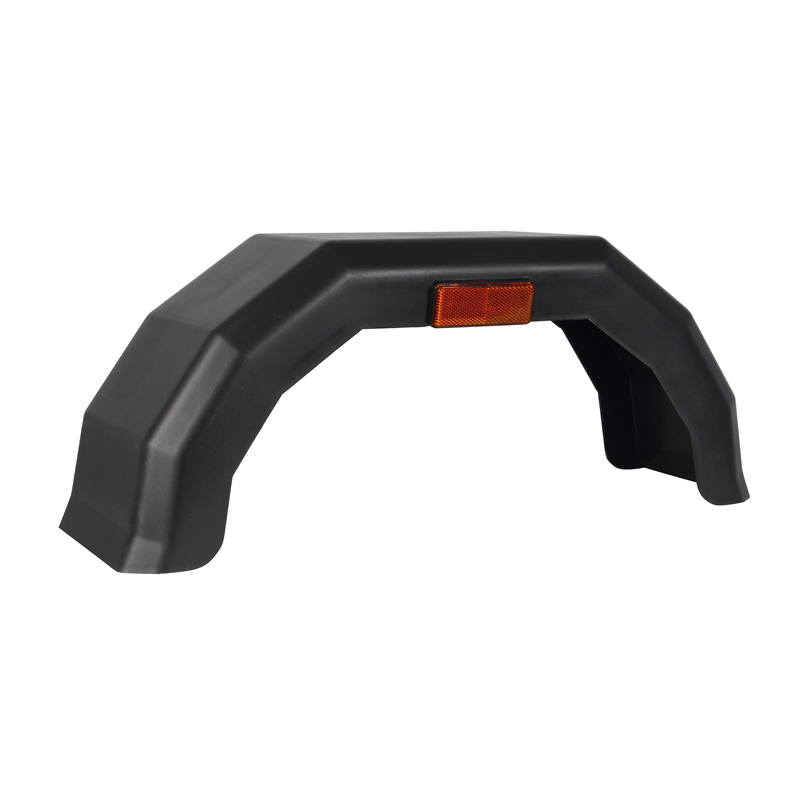 GARDE BOUE 8 POUCES PLASTIQUE NOIR